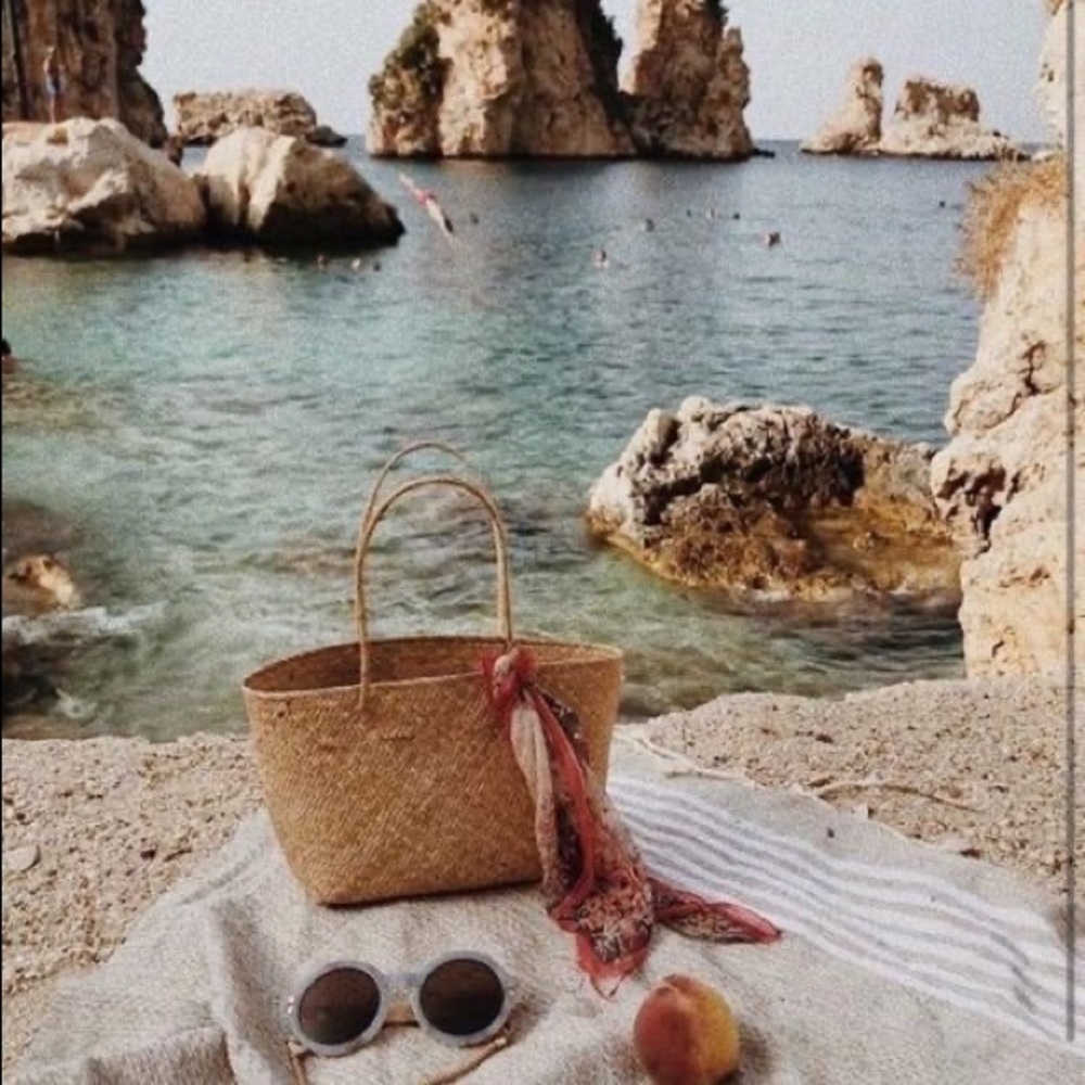 Meet your Posher, Trinity